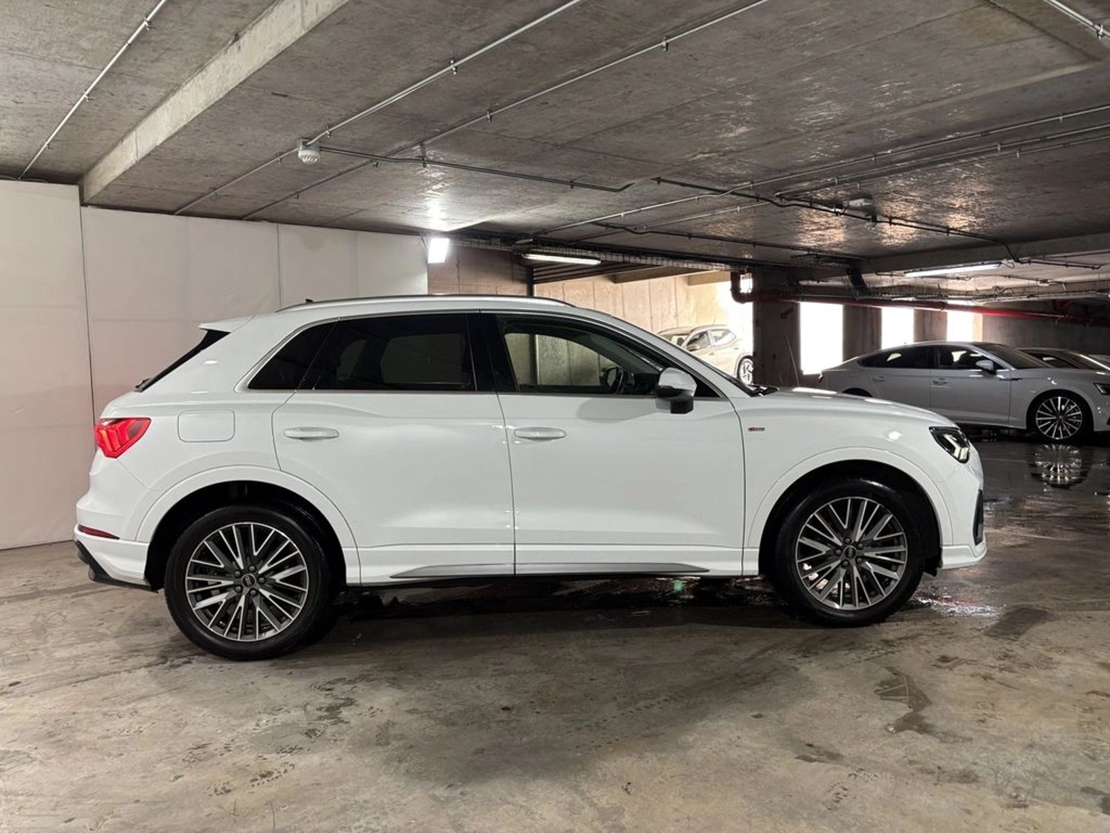 Audi Q3 35 TFSI 1.4 AUT S-Line 2024 - Foto 5 de 20