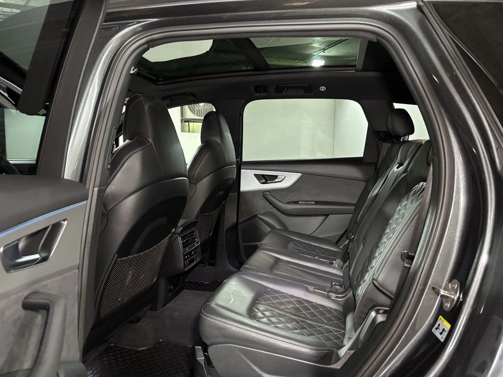 AUDI SQ7 PI TFSI 4X4 4.0 AUT 2025 - Imagen 9 de 20