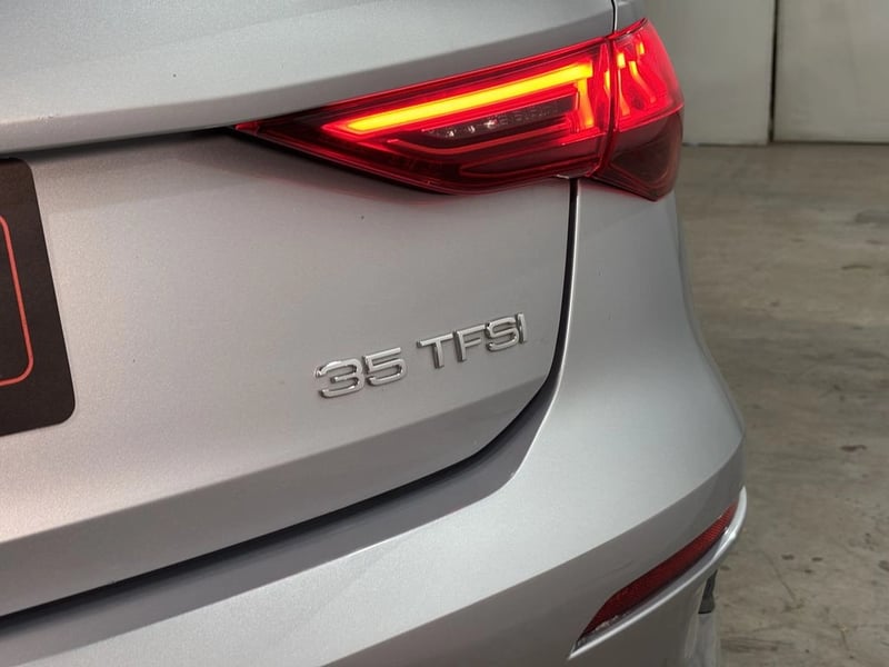 Audi A3 SPORTBACK 35 TFSI 1.4 AUT 2022 - Imagen 11 de 19
