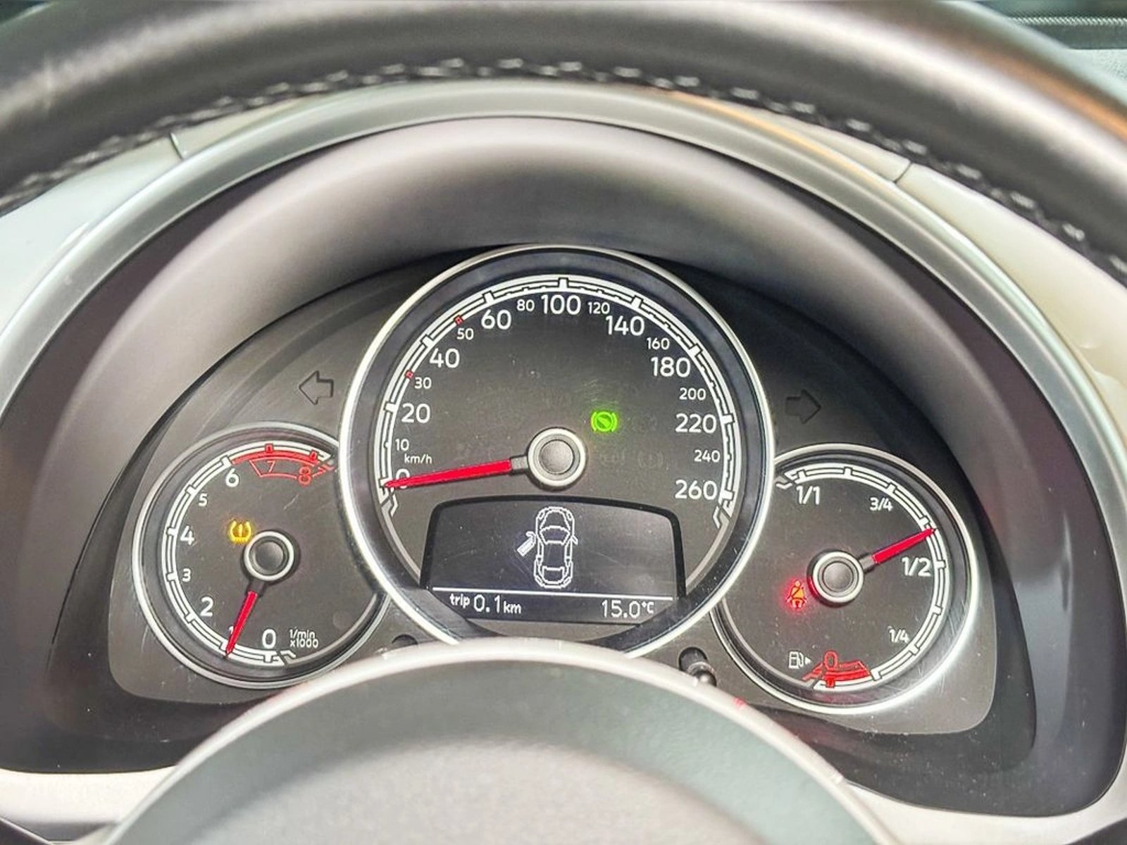 VOLKSWAGEN BEETLE COUPE HB 1.4 AUT 2020 - Imagen 15 de 18