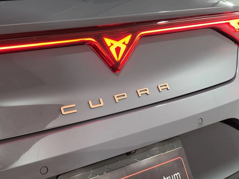 Cupra LEÓN 1.5 TSI mHEV AT Paquete High 2026 - Imagen 8 de 18