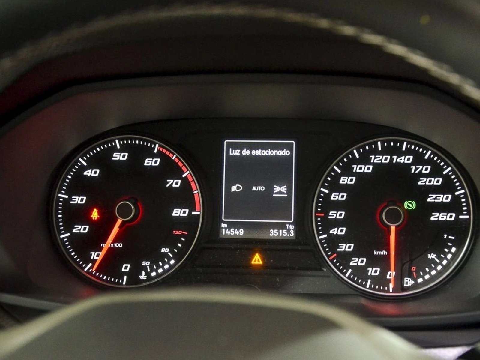 SEAT LEON TSI AT8 1.4 AUT 2023 - Imagen 10 de 10