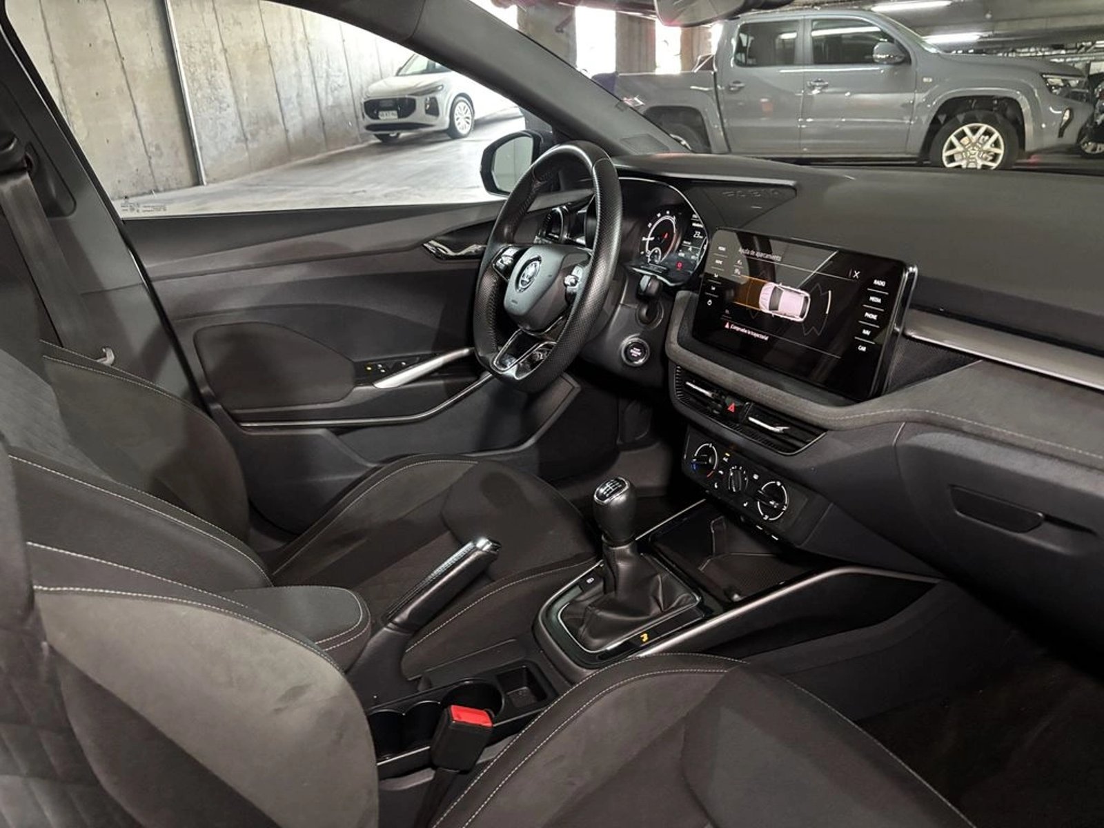 SKODA FABIA 1.0  TSI MT - Style 2022 - Foto 5 de 18