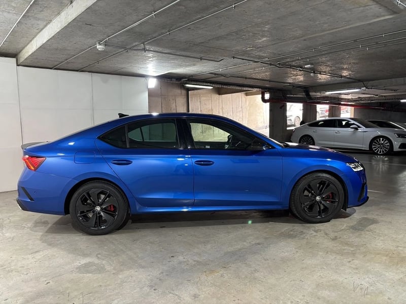 Skoda OCTAVIA VRS TFSI 2.0 AUT 2024 - Imagen 7 de 20