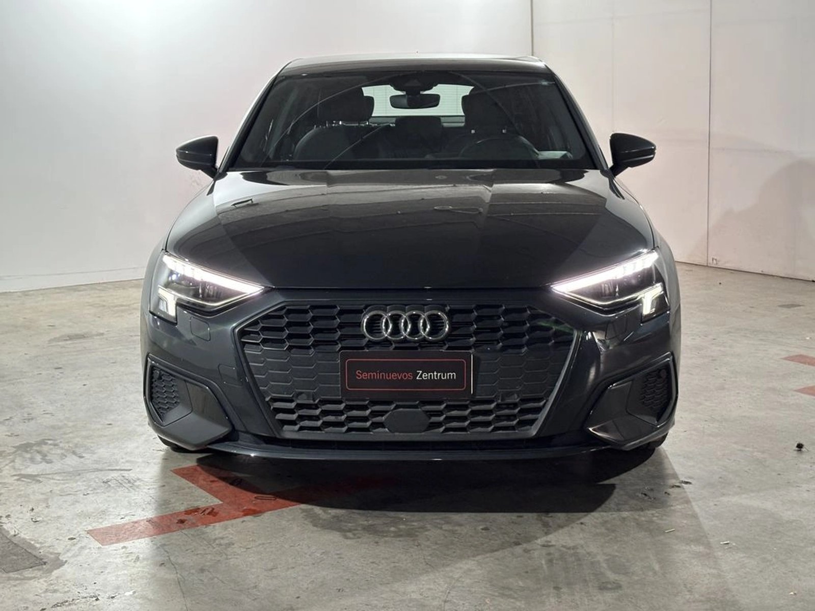 Audi A3 SPORTBACK 35 TFSI 1.4 AUT 2024 - Foto 2 de 18