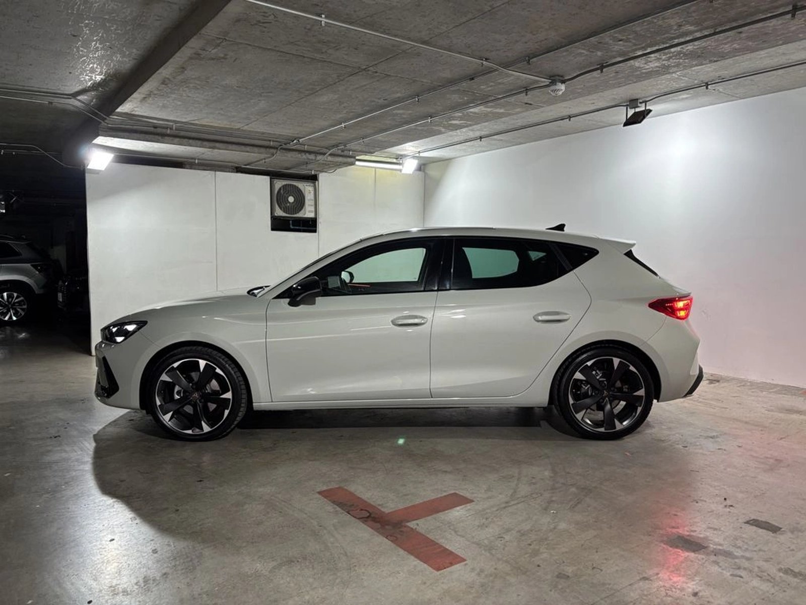 CUPRA LEÓN 1.5 TSI mHEV AT 2025 - Imagen 7 de 17
