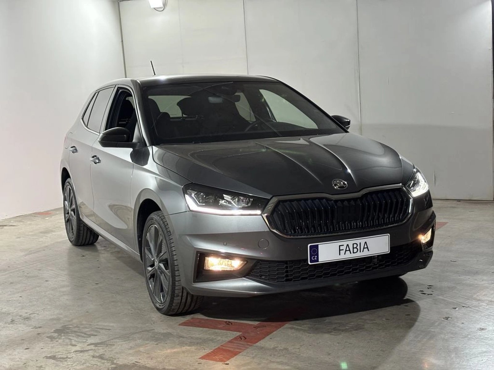Skoda FABIA 1.0 TSI AT - Design 2026 - Imagen 3 de 16