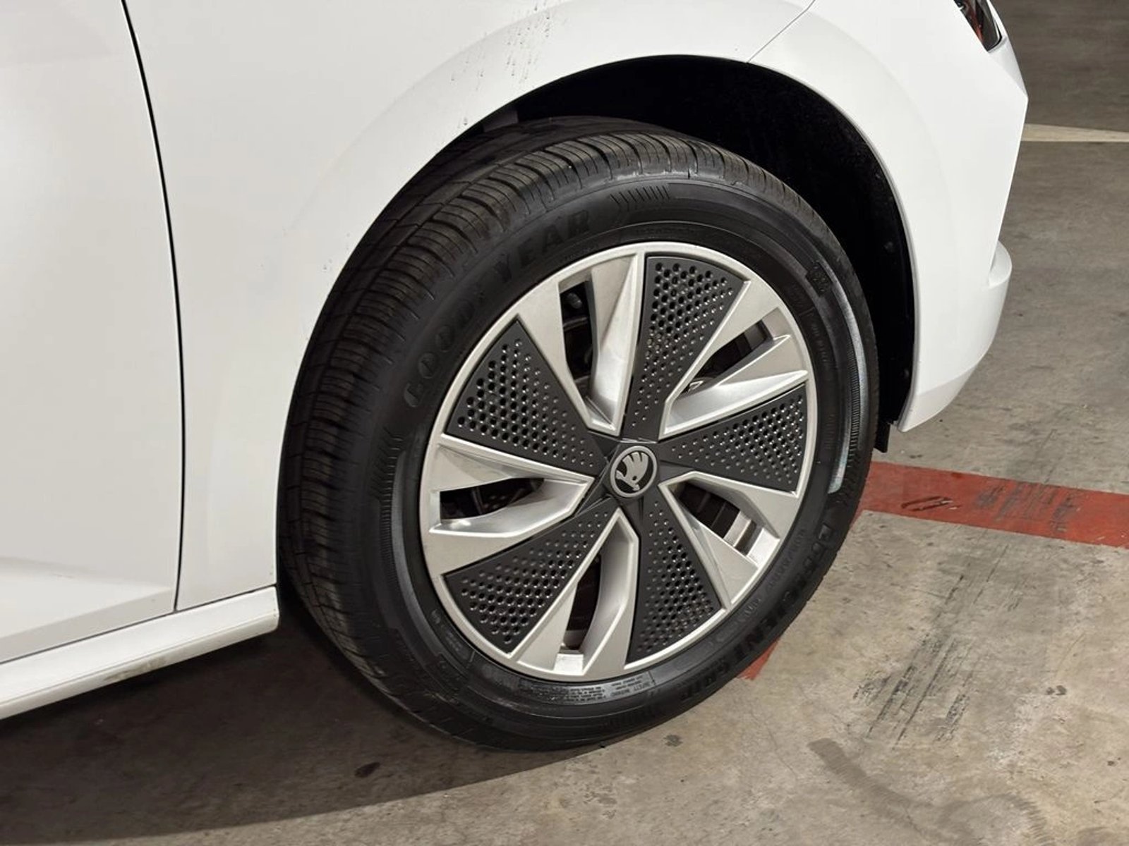 Skoda KAMIQ 1.5 TSI AT - Design 2027 - Imagen 6 de 20