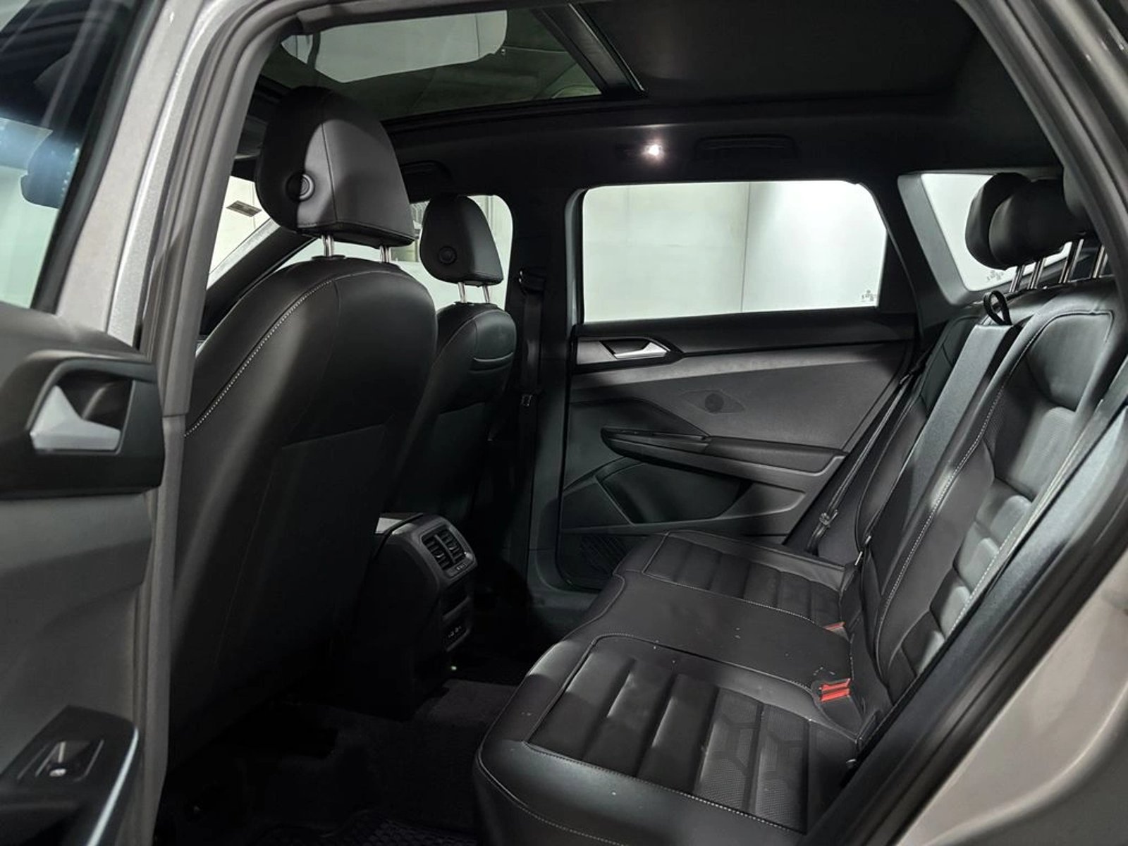 Volkswagen TAOS HIGHLINE AUT 2025 - Imagen 14 de 20