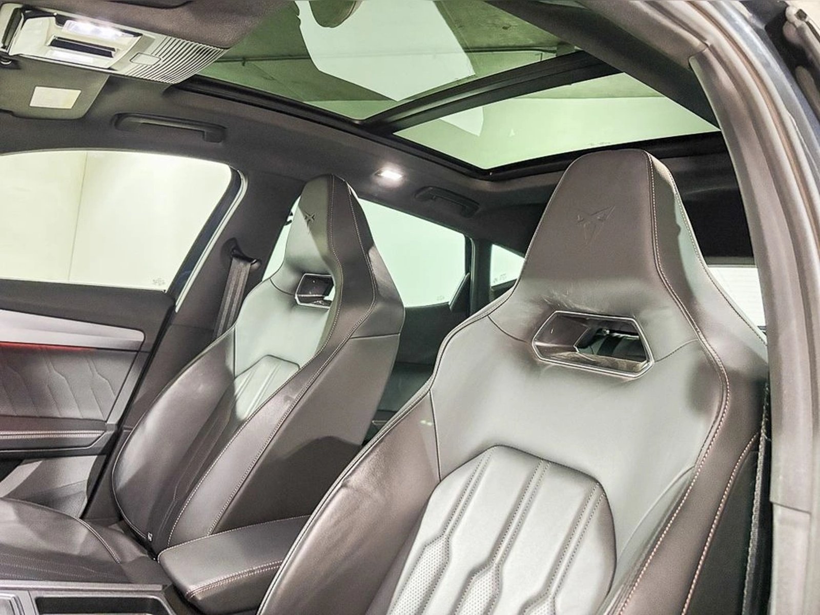 CUPRA FORMENTOR VZ 4DRIVE 4X4 2.0 AUT 2024 - Imagen 9 de 14