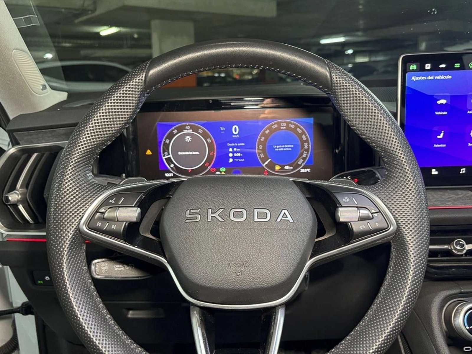 SKODA KODIAQ 2.0 TSI 4x4 - Design 2026 - Imagen 13 de 14