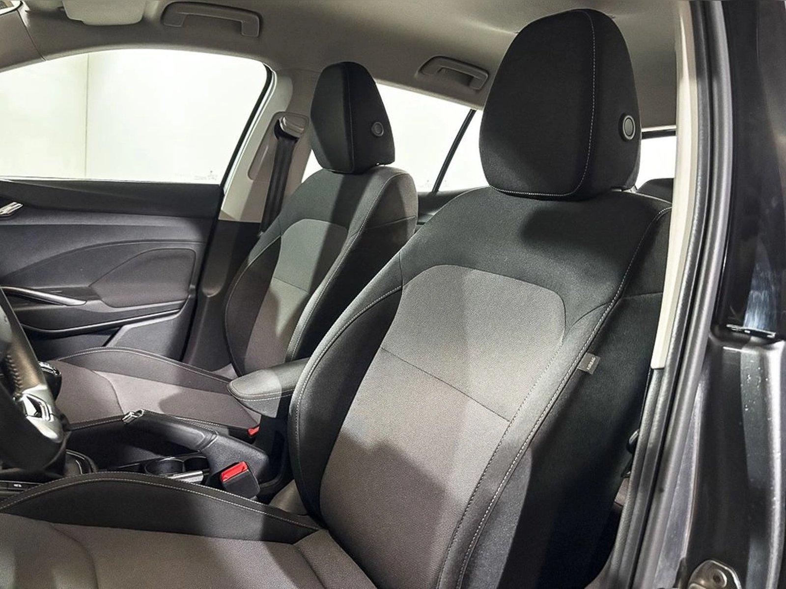 SKODA FABIA 1.0 TSI Ambition MT 2023 - Imagen 8 de 15