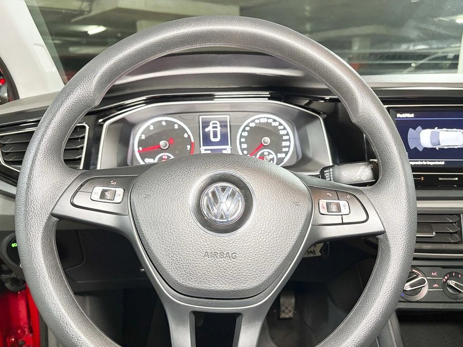 VOLKSWAGEN POLO 1.6 COMFORTLINE MT 2023 - Imagen 15 de 16