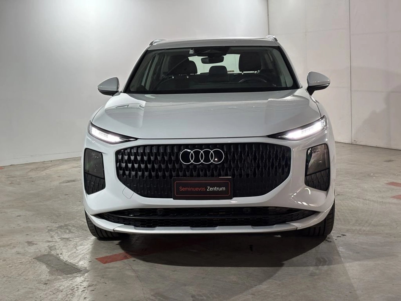 Audi Q3 TFSI 1.5 AUT 2026 - Foto 2 de 20