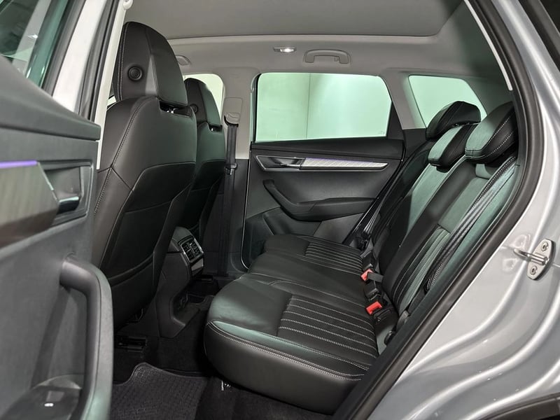 Skoda KAROQ 1.4 TSI DESIGN 4X2 AT 5P 2026 - Imagen 11 de 19