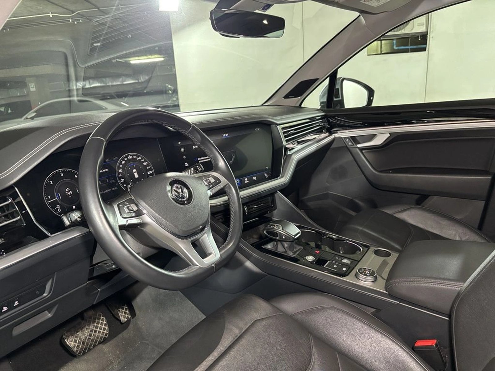 Volkswagen TOUAREG 3.0 V6 TDI LIMITED 4WD AT 5P 2020 - Imagen 12 de 20
