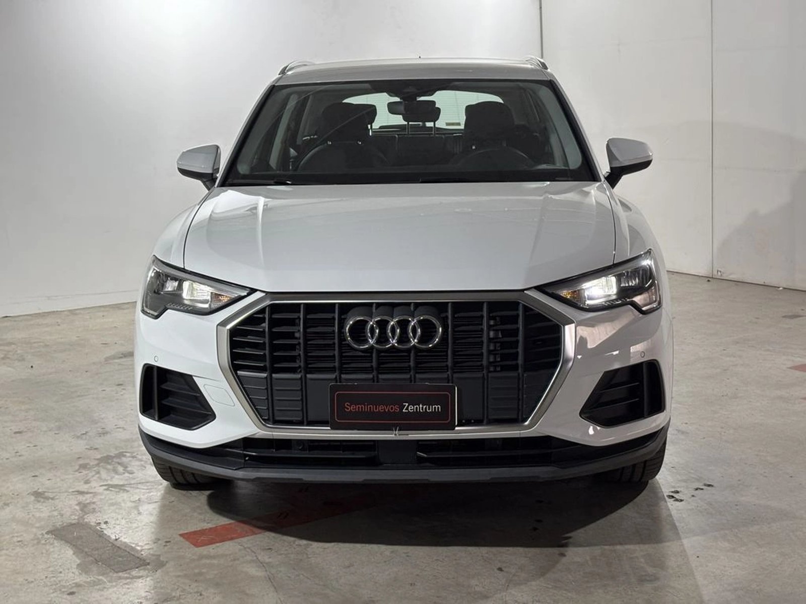 Audi Q3 35 TFSI  Urban 1.5 AUT 2026 - Foto 2 de 20