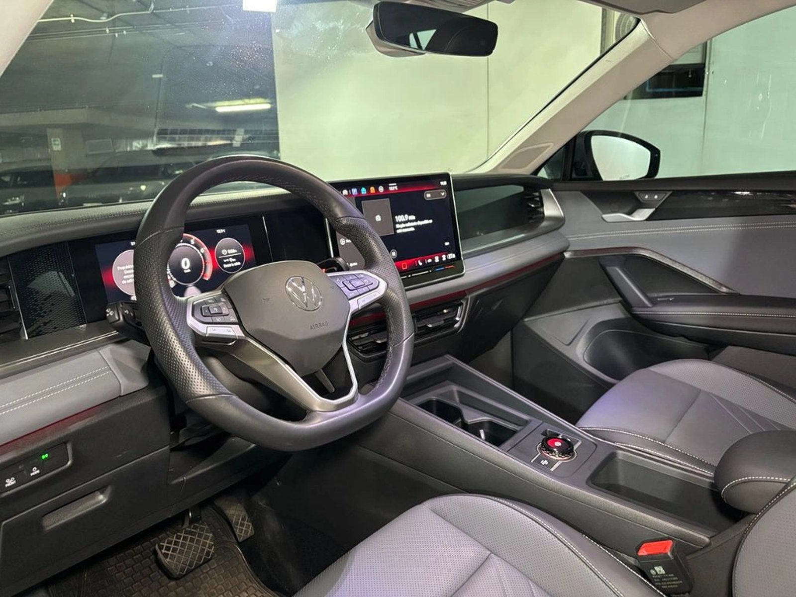 Volkswagen TIGUAN TSI 4X2 1.4 AT 2026 - Imagen 15 de 20