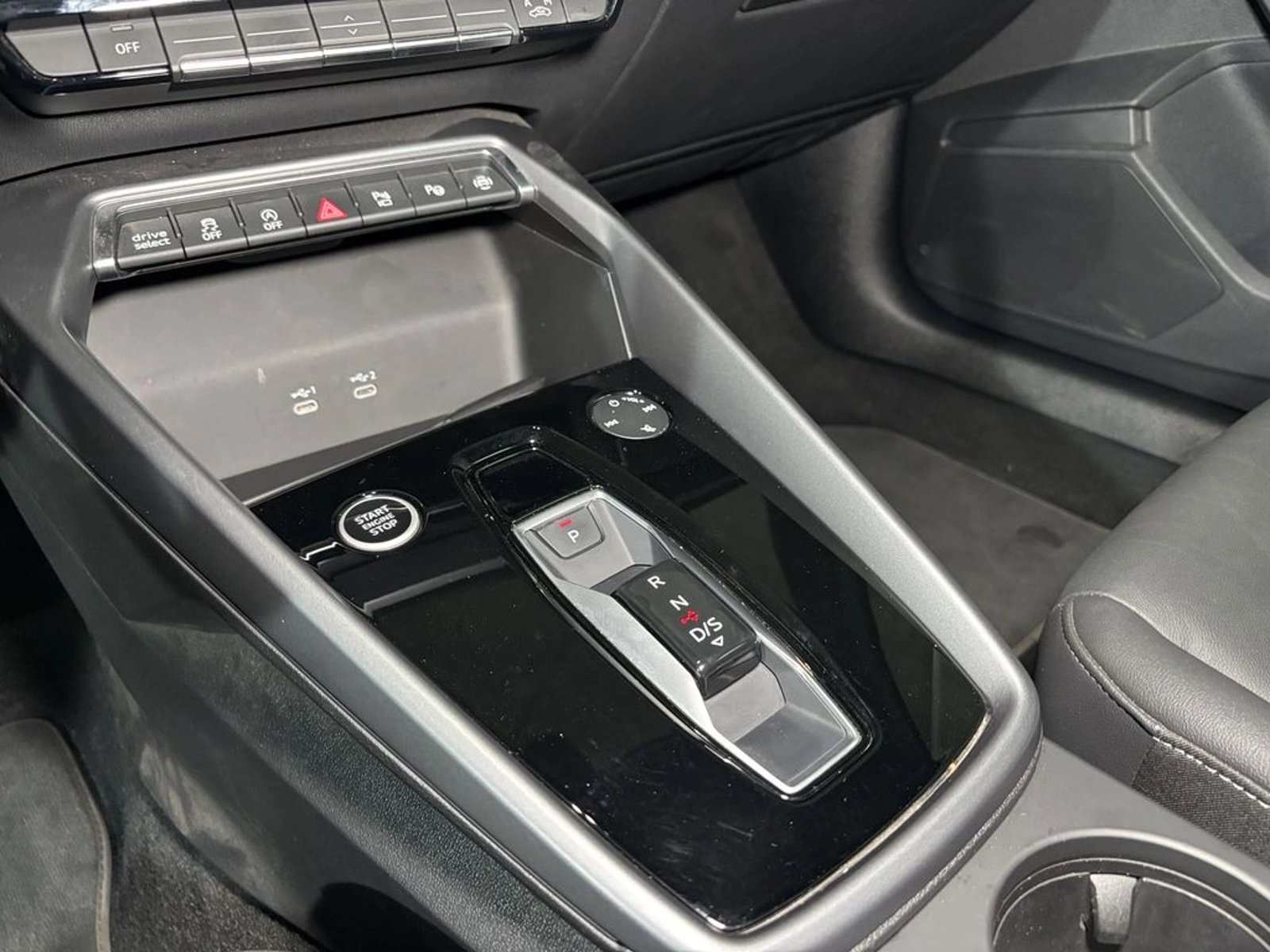 Audi A3 Sedan PI 35 TFSI 2025 - Imagen 13 de 17