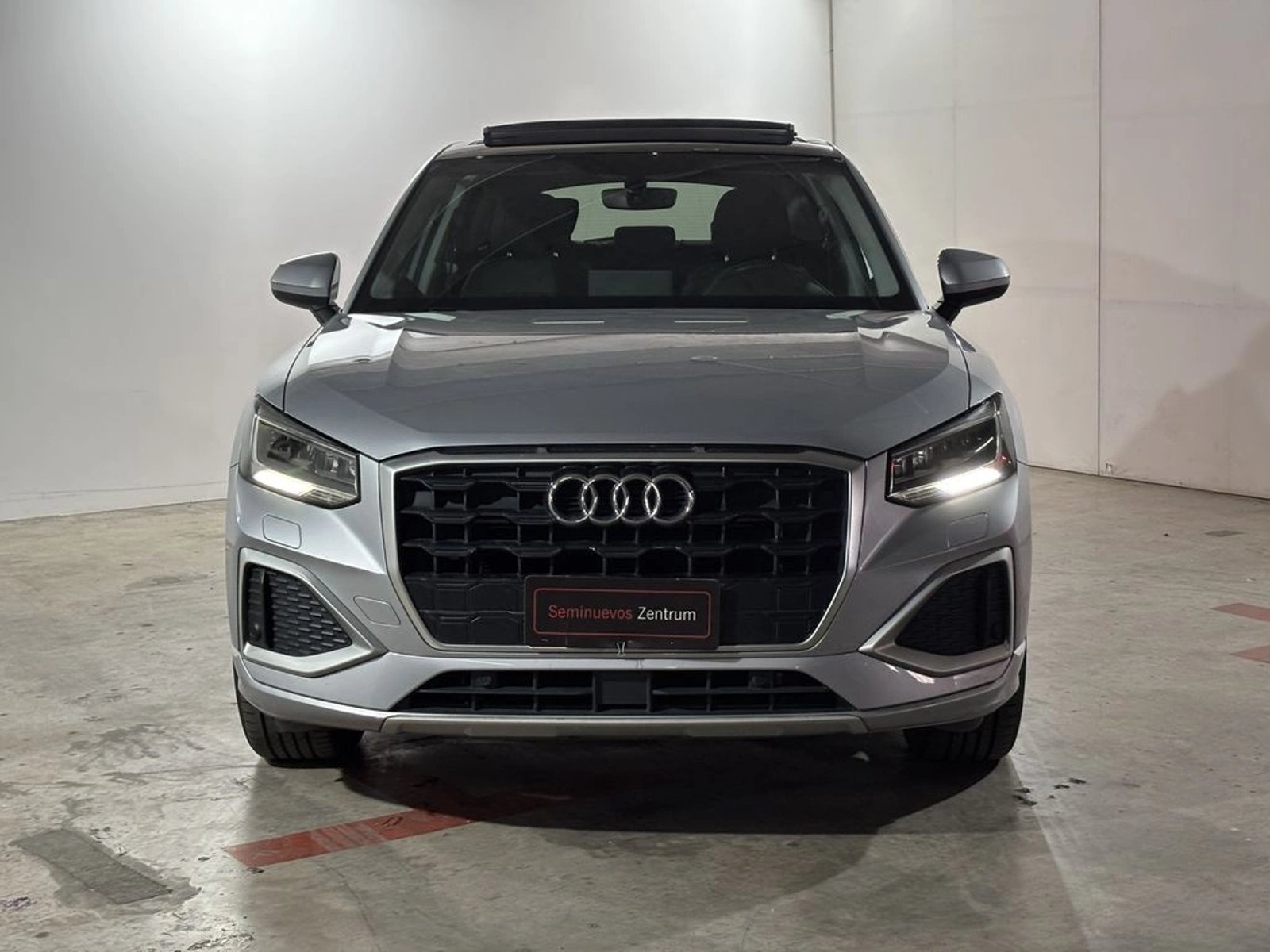 Audi Q2 PI 35 TFSI Sport 2021 - Foto 2 de 18
