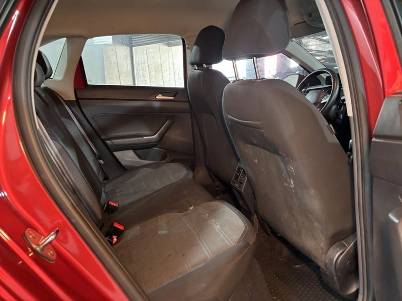 Volkswagen NIVUS 1.0 TSI AT Comfortline 2023 - Imagen 9 de 20