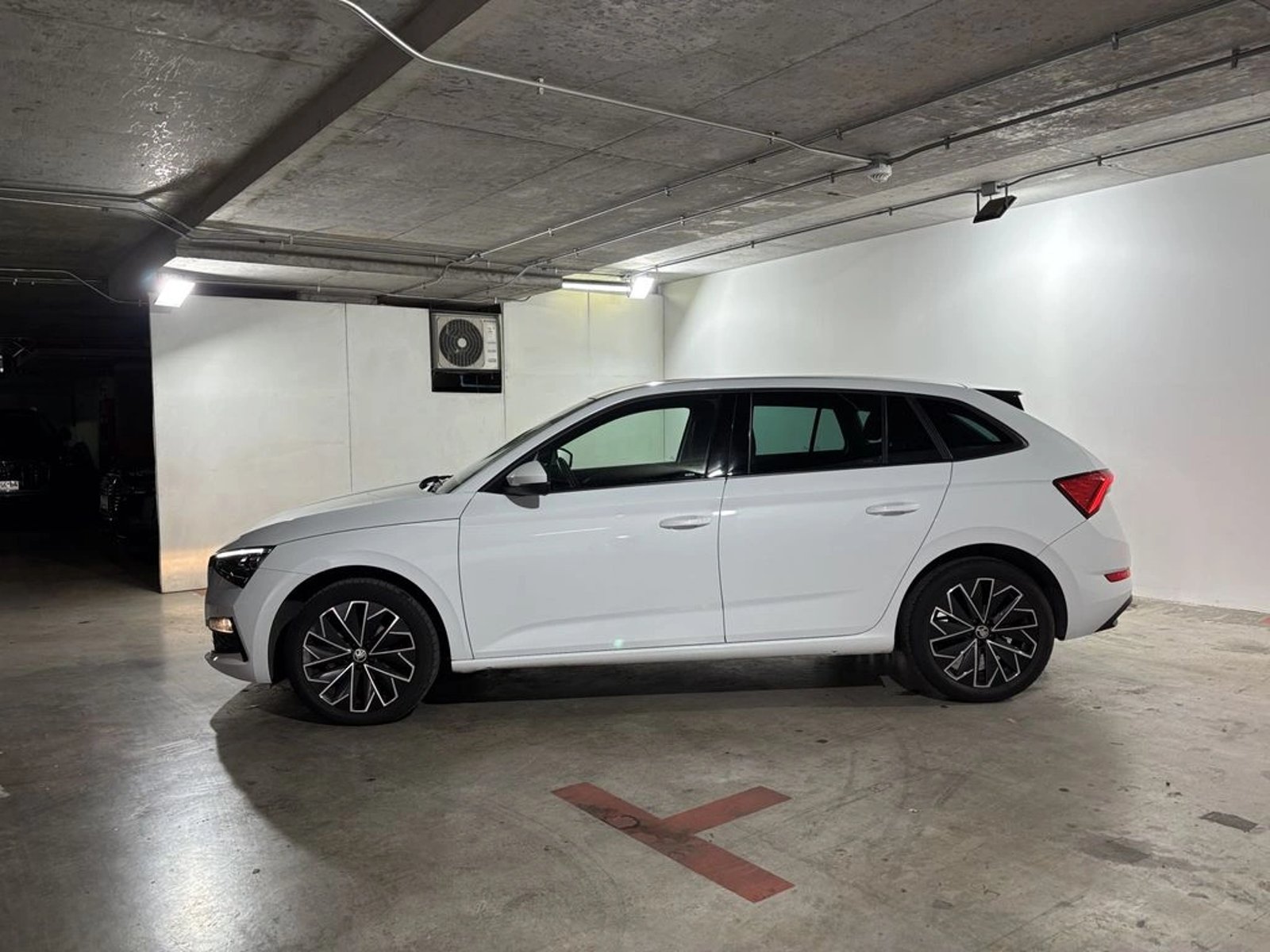 SKODA SCALA 1.5 TSI AT - Style 2022 - Imagen 8 de 18