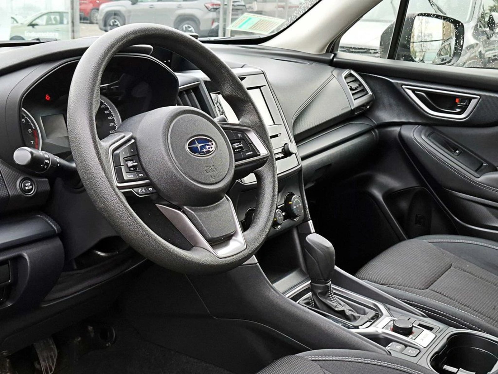 Subaru FORESTER AWD AT 2023 - Imagen 8 de 18