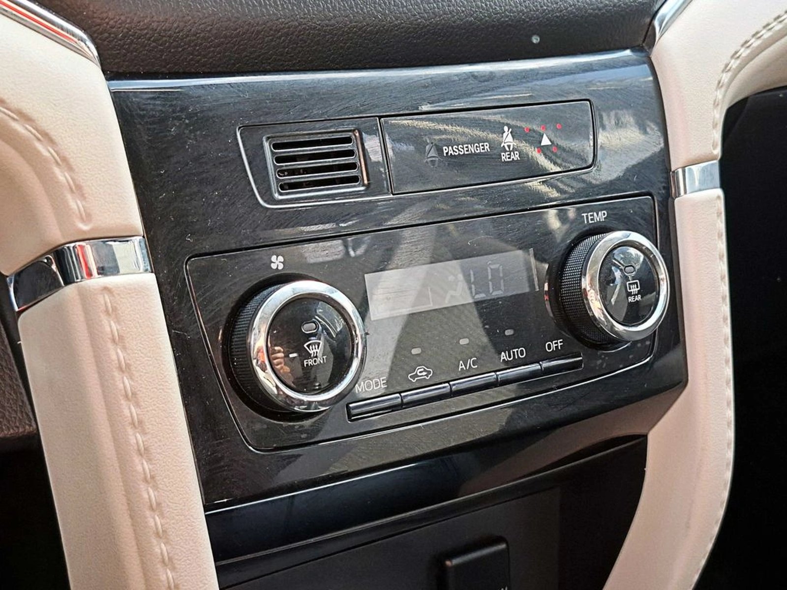 Toyota RUSH 1.5 XLI 4X2 MT 5P 2022 - Imagen 17 de 18