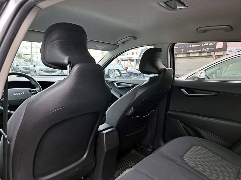 Kia NIRO AT 2024 - Imagen 11 de 17