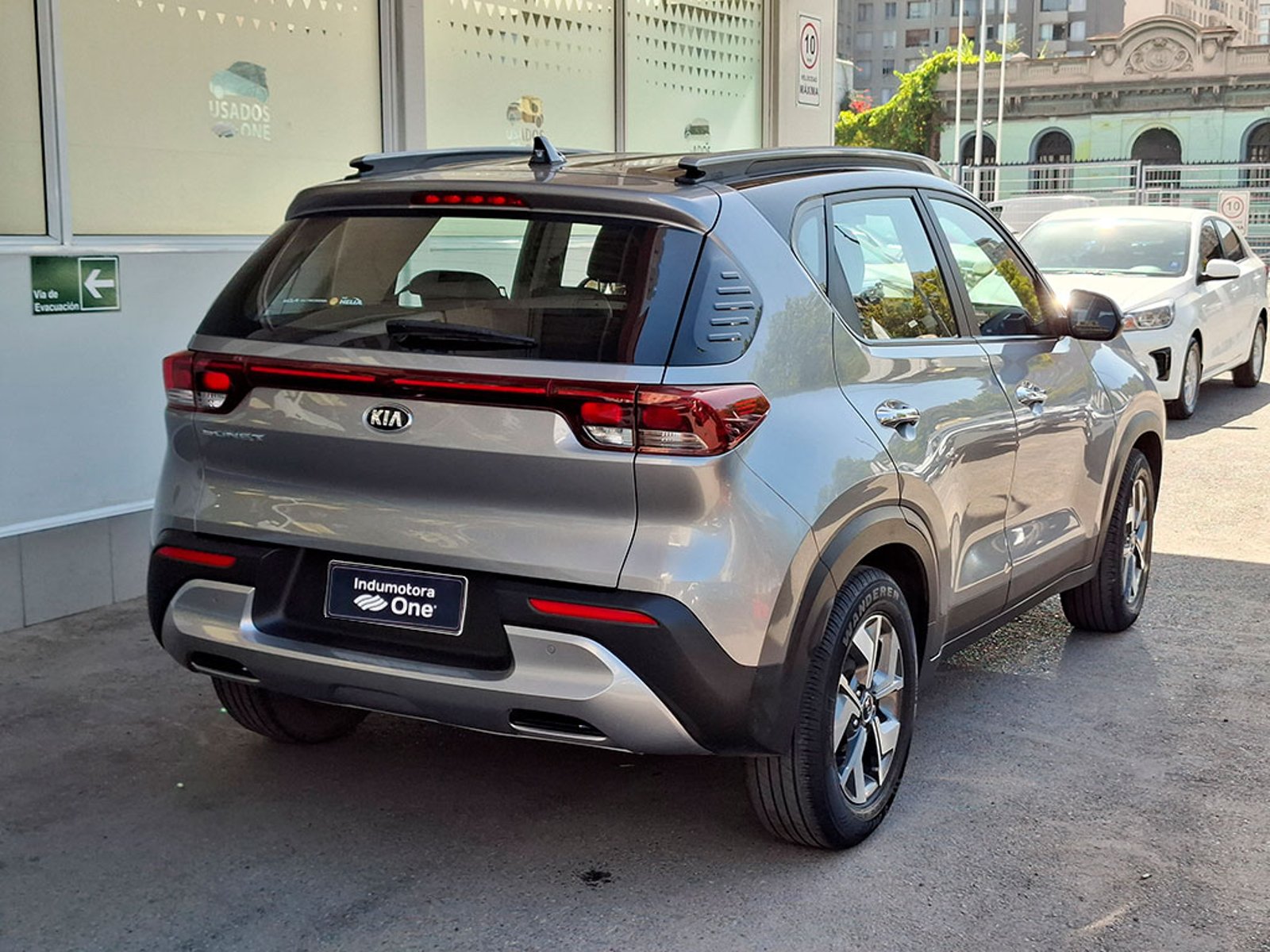 KIA SONET EX 1.5L 6MT FULL 2022 - Imagen 6 de 20