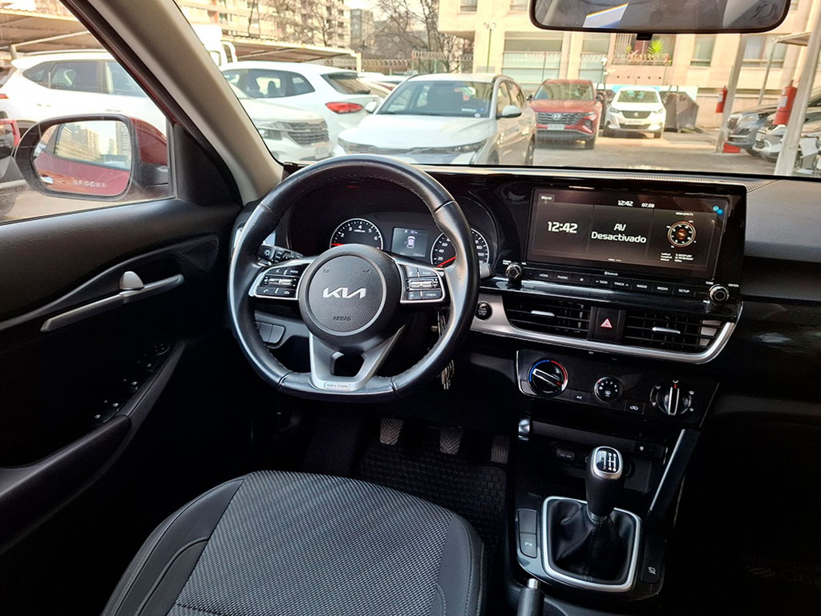 Kia SELTOS MPI 6MT 1.6 2022 - Imagen 9 de 20