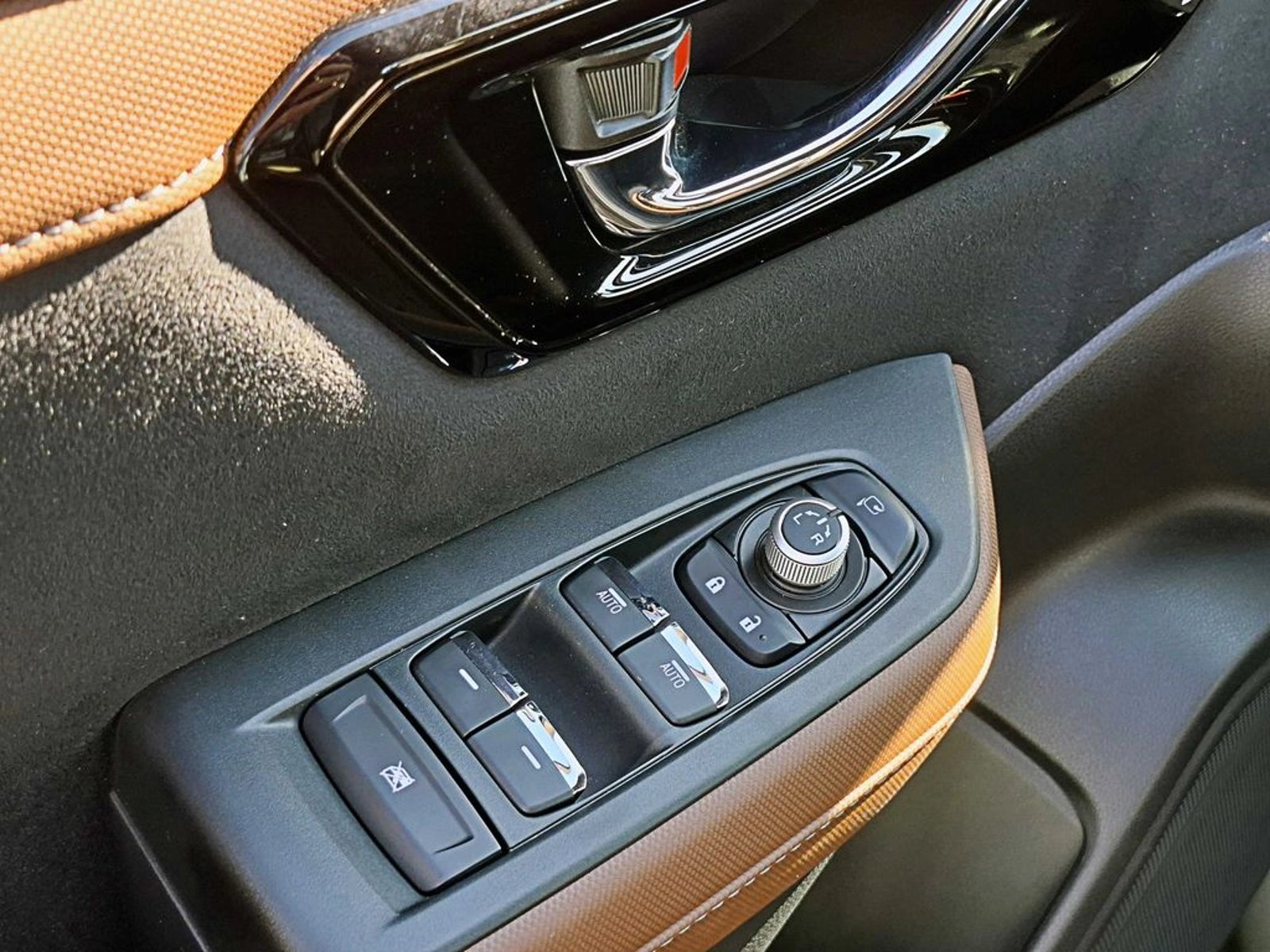 Subaru FORESTER E-BOXER 2.5 AT 4X4 2026 - Imagen 9 de 19