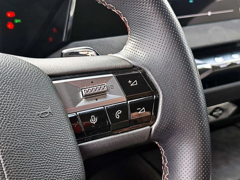 DS Automobiles 4 1.5 BLUEHDI 5P 2025 - Imagen 15 de 16