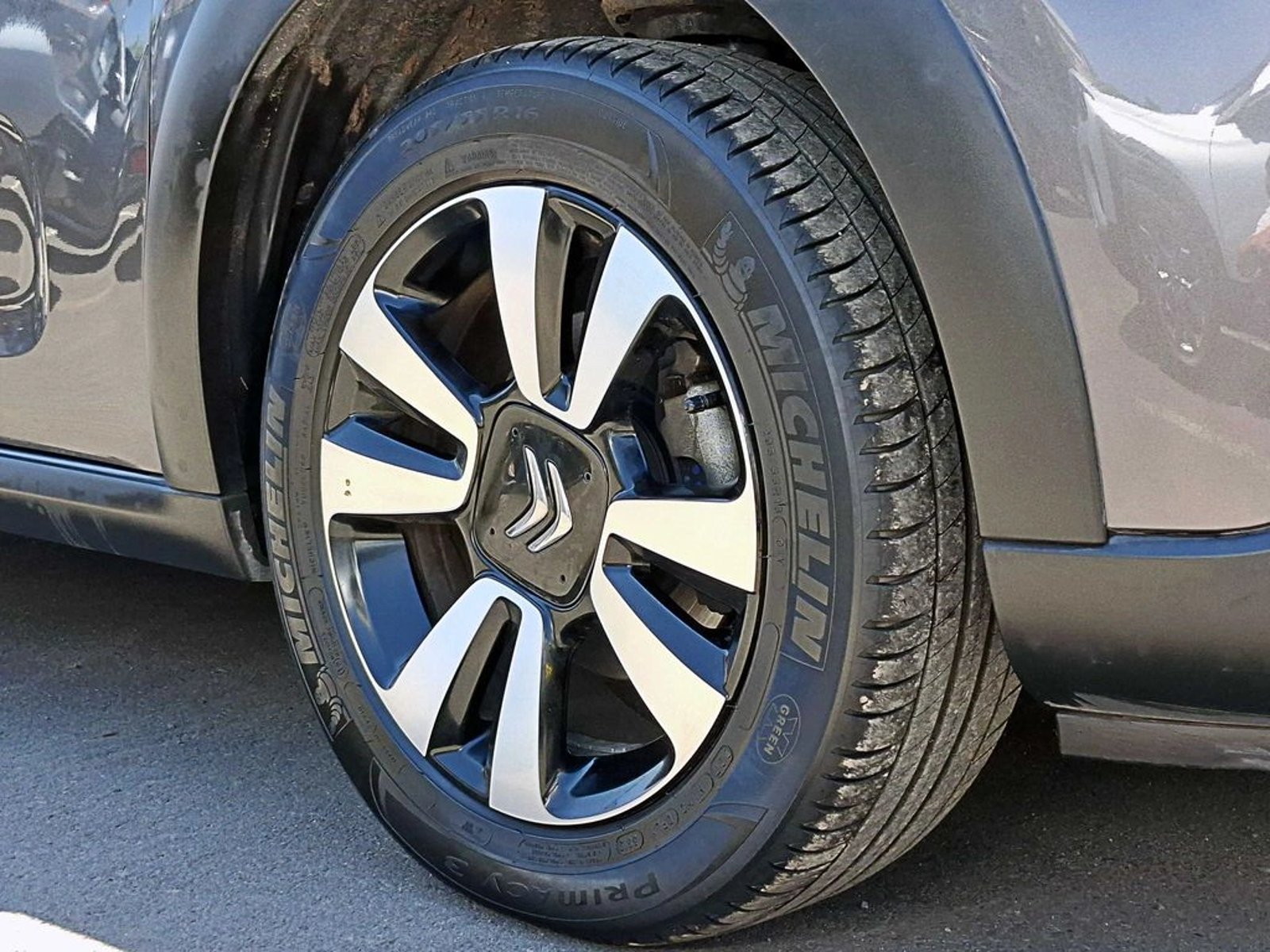 Citroën C3 1.2  MT 5P 2021 - Foto 4 de 18