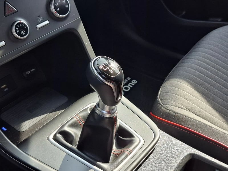 Hyundai CRETA SU2I 1.5 2024 - Imagen 18 de 18