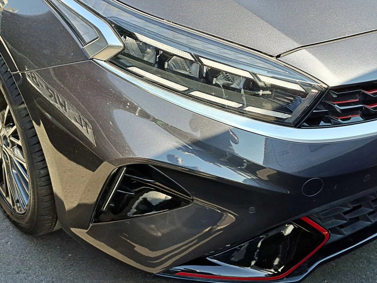 Kia CERATO 5 GT 2022 - Foto 3 de 18