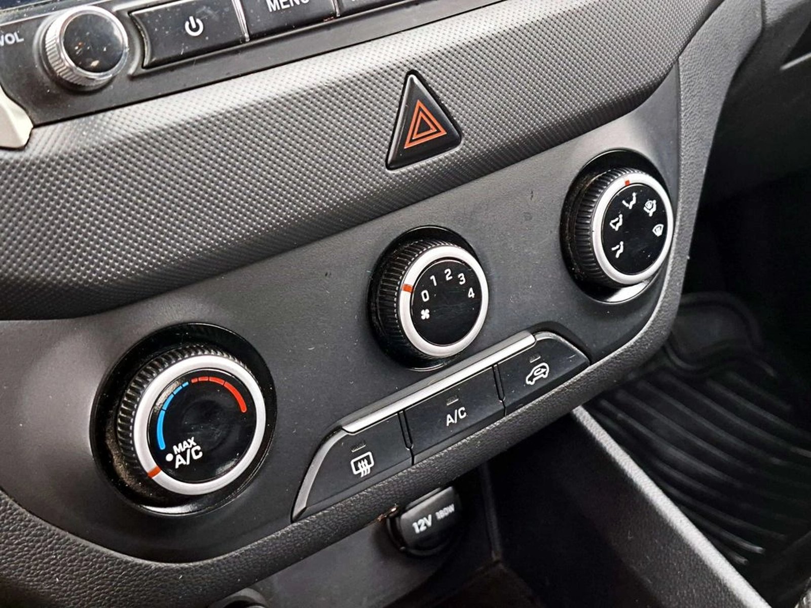 Hyundai CRETA 1.6 GS PLUS FL 4X2 MT 5P 2019 - Imagen 17 de 18