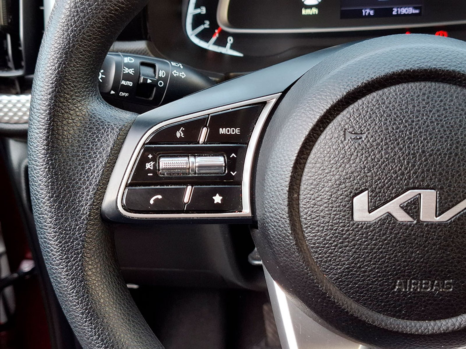 Kia SONET EX 1.5L 6MT ACC PLUS 2023 - Imagen 11 de 20