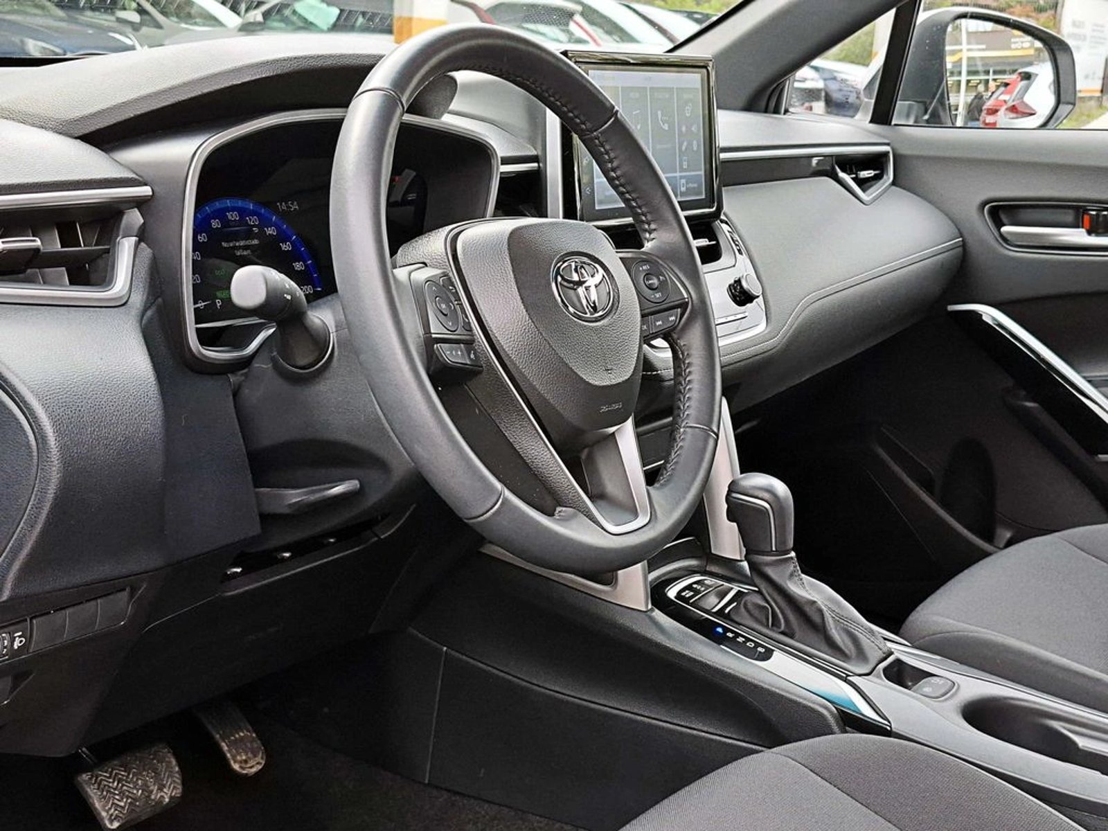 Toyota COROLLA CROSS 1.8 XLI AT HIBRIDO 2025 - Imagen 8 de 18