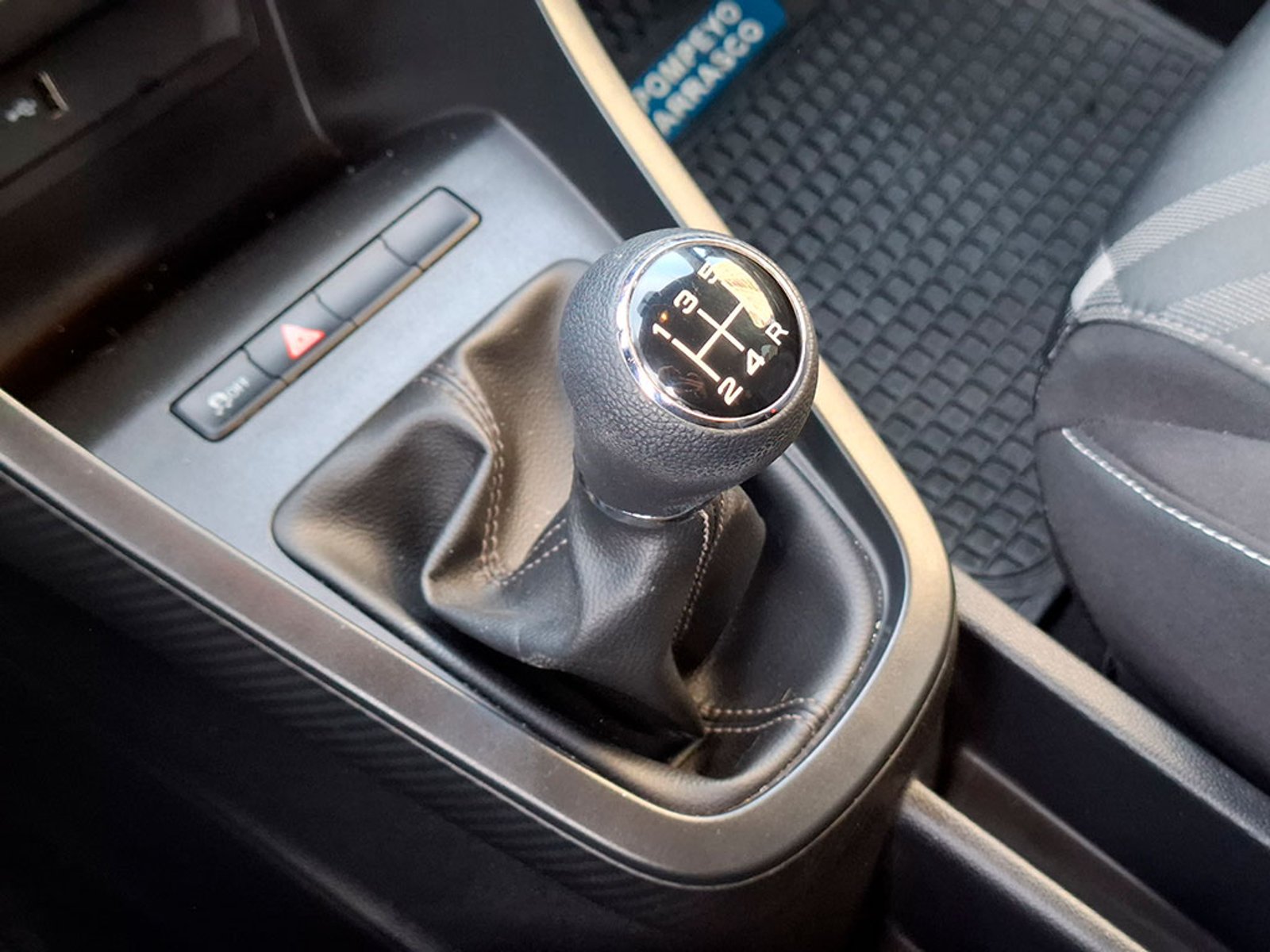 MG 3 1.5 STD MT 2025 - Imagen 17 de 20