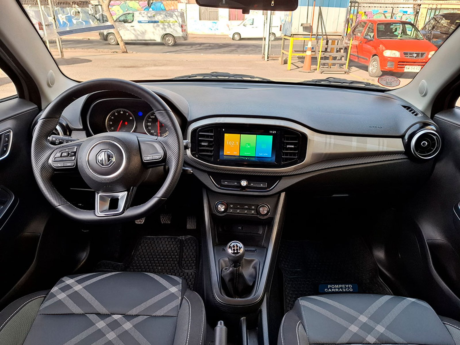 MG 3 1.5 STD MT 2025 - Imagen 9 de 20