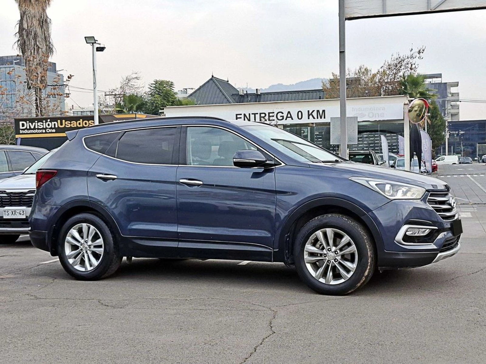 HYUNDAI SANTA FE 2.2 CRDI  GLS AT 4X4 2016 - Imagen 3 de 20