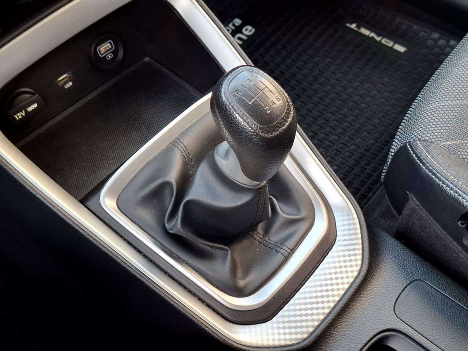 Kia SONET EX 1.5L 6MT ACC PLUS 2023 - Imagen 17 de 20