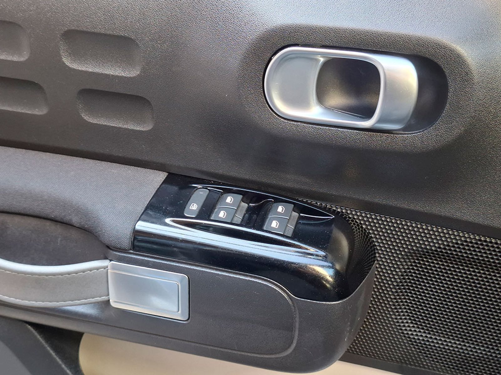 Citroën C3 1.2 PURETECH AT 2023 - Imagen 18 de 20