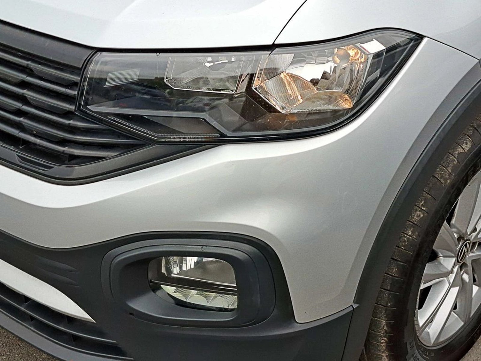 Volkswagen T-CROSS 1.0 TSI TRENDLINE 4X2 MT5 5P 2022 - Foto 3 de 17