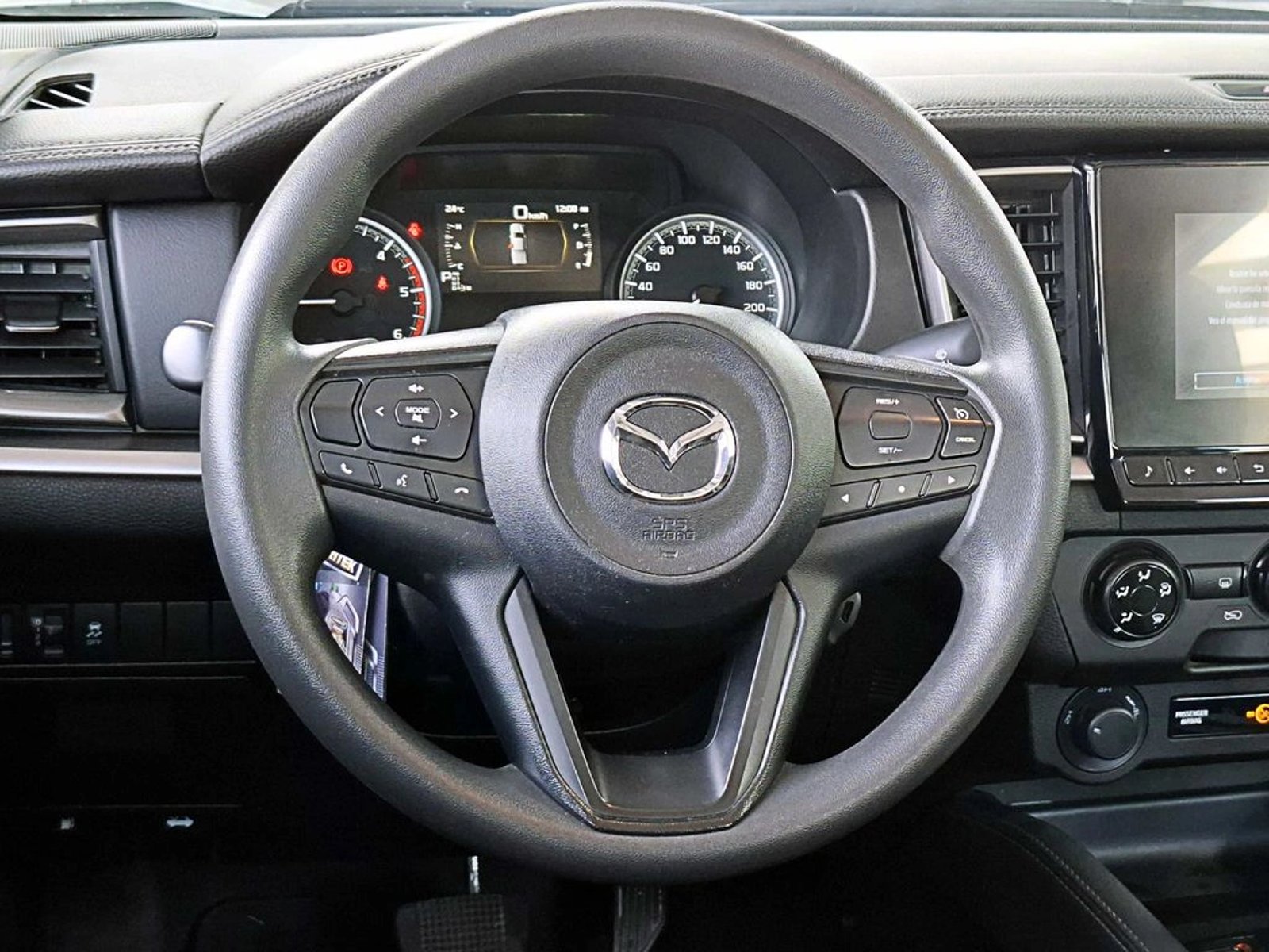 MAZDA BT-50 4X4 3.0 AT 2024 - Imagen 13 de 18