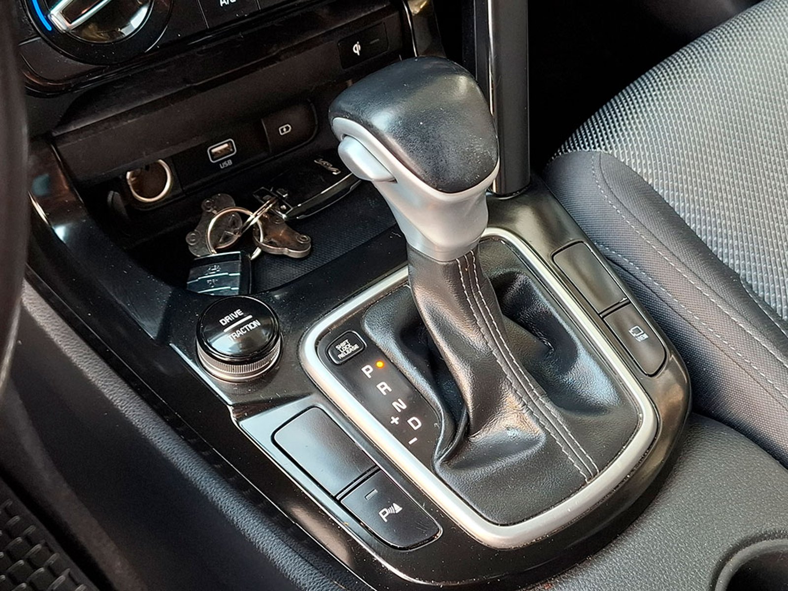 KIA SELTOS EX 1.6 AT 2023 - Imagen 17 de 20