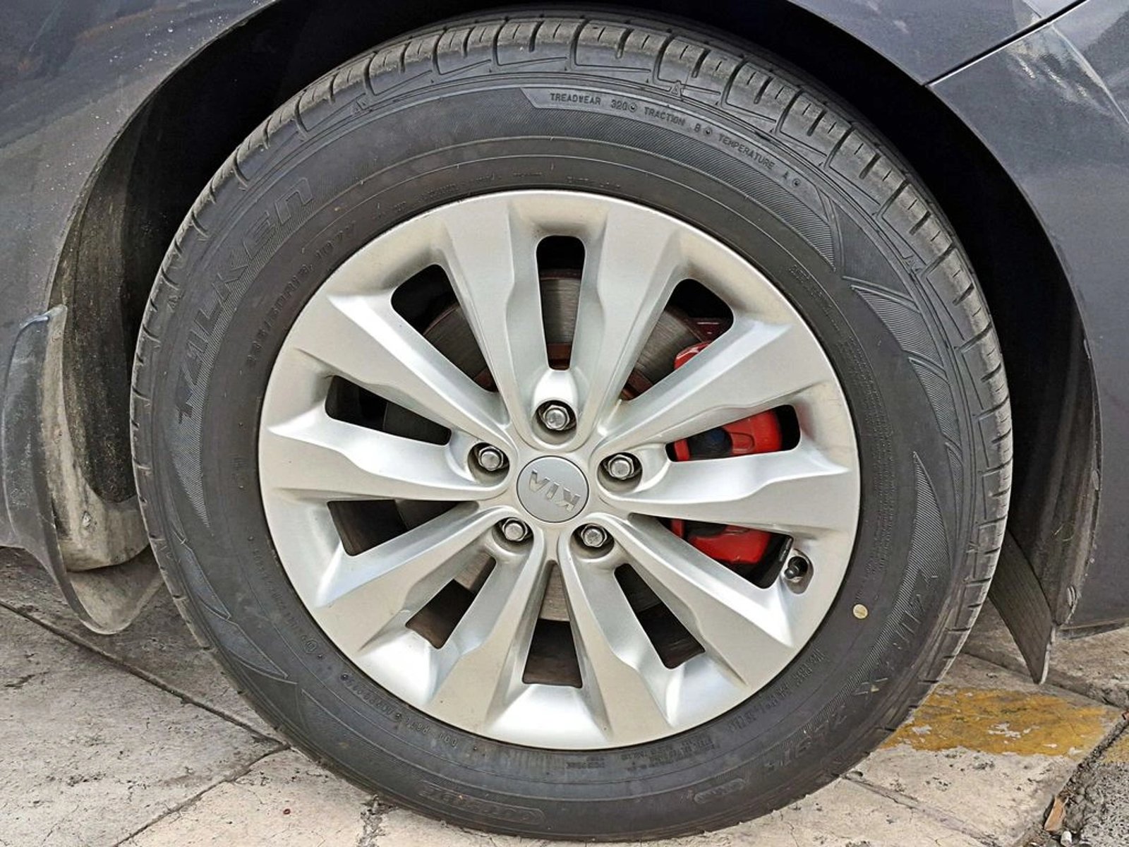 Kia GRAND CARNIVAL EX 3.3 AT 2018 - Foto 4 de 19
