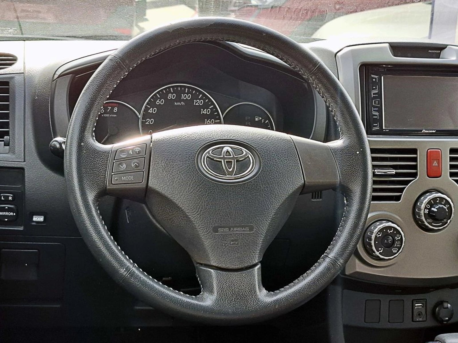 TOYOTA RUSH 1.5  AT 2018 - Imagen 13 de 17