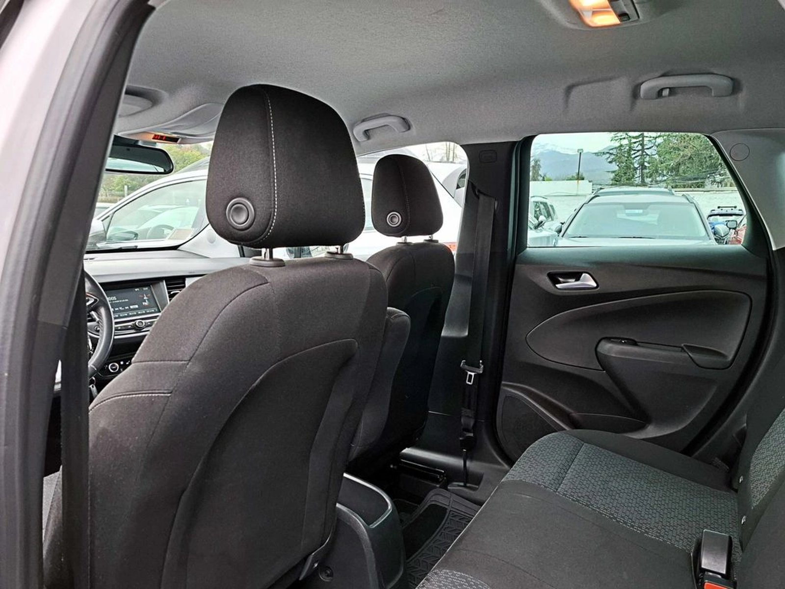 OPEL CROSSLAND 1.5 MT DIESEL 2022 - Imagen 11 de 19